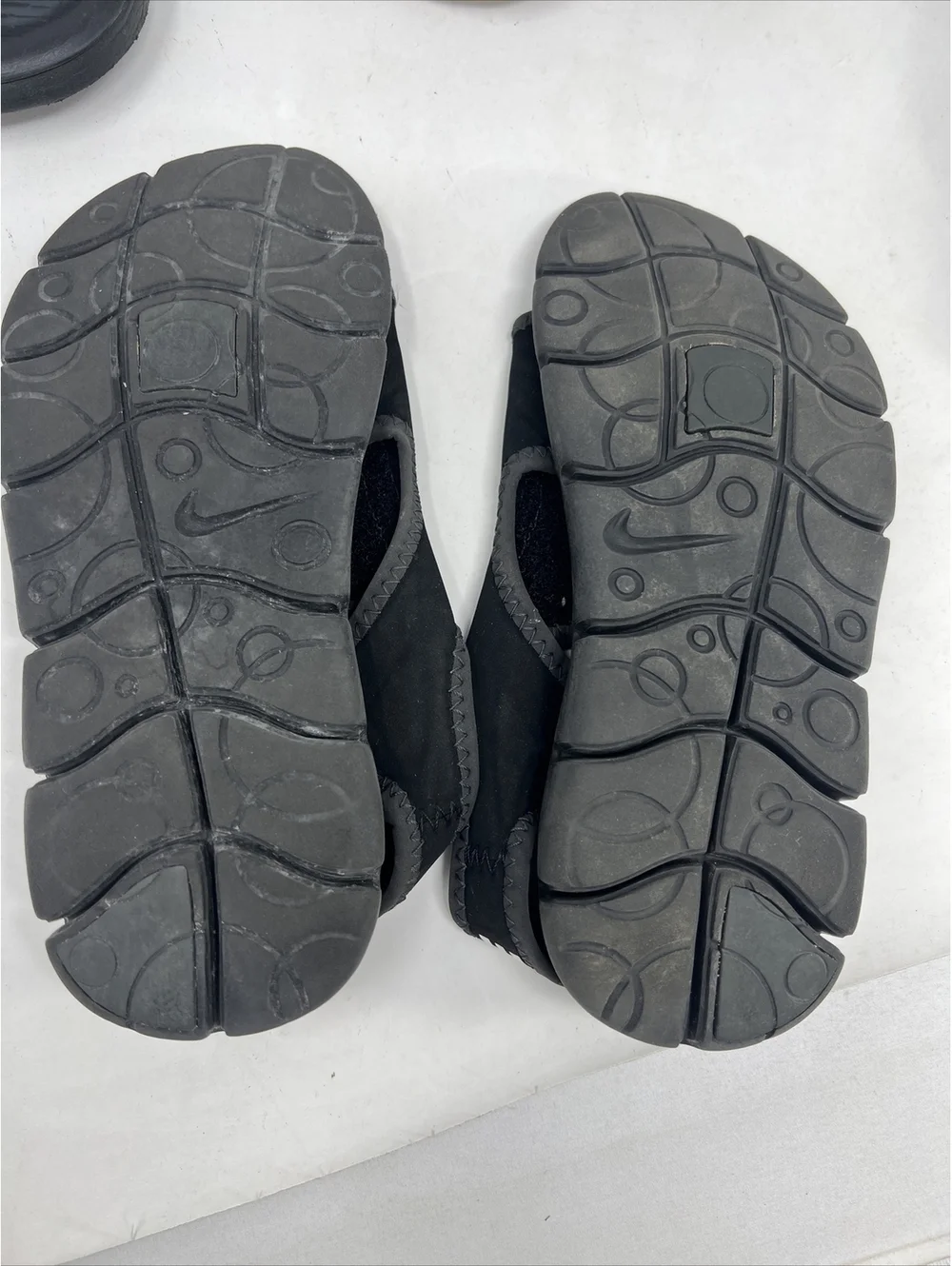 Lot of 6 pairs of kids youth sandals flip flops slides NIKE size 13 1Y 6Y & more